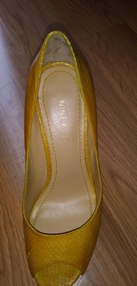 NINE WEST LEATHER HEELS - Picture 5 of 8